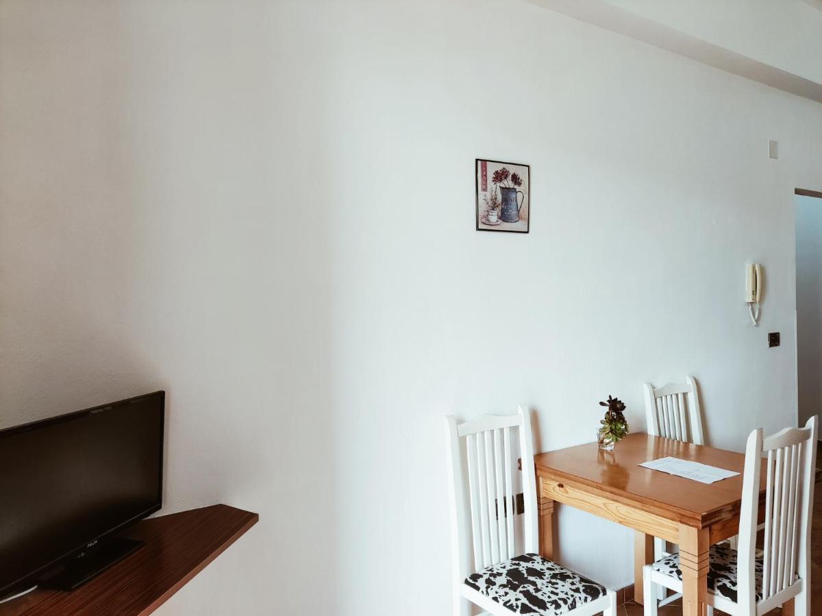 El Rio Apartments Sarande Luaran gambar