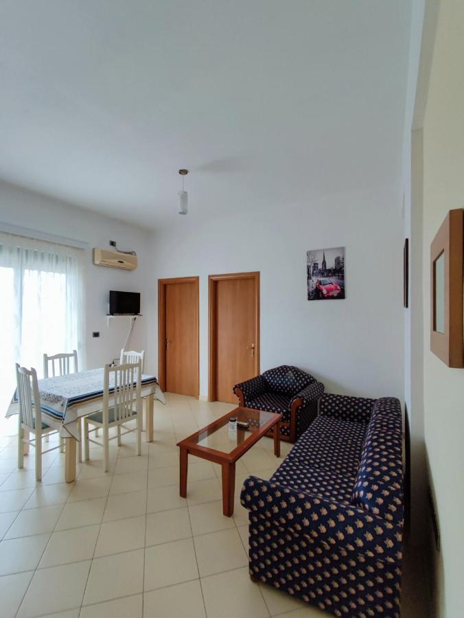 El Rio Apartments Sarande Luaran gambar