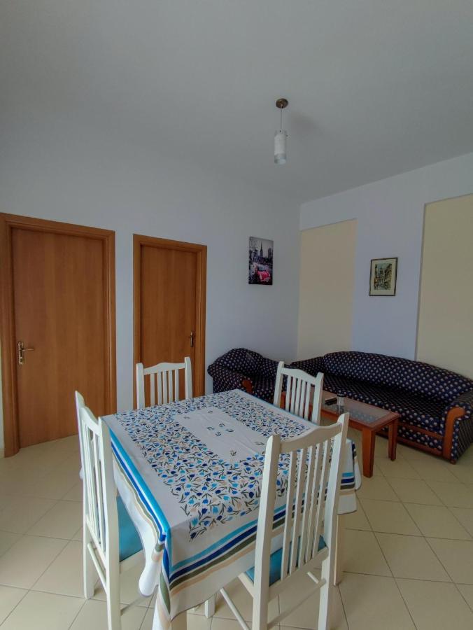 El Rio Apartments Sarande Luaran gambar