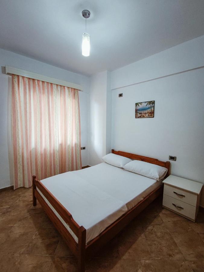El Rio Apartments Sarande Luaran gambar