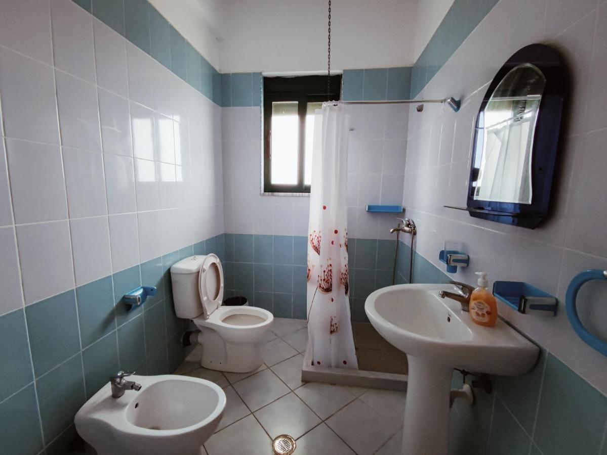 El Rio Apartments Sarande Luaran gambar