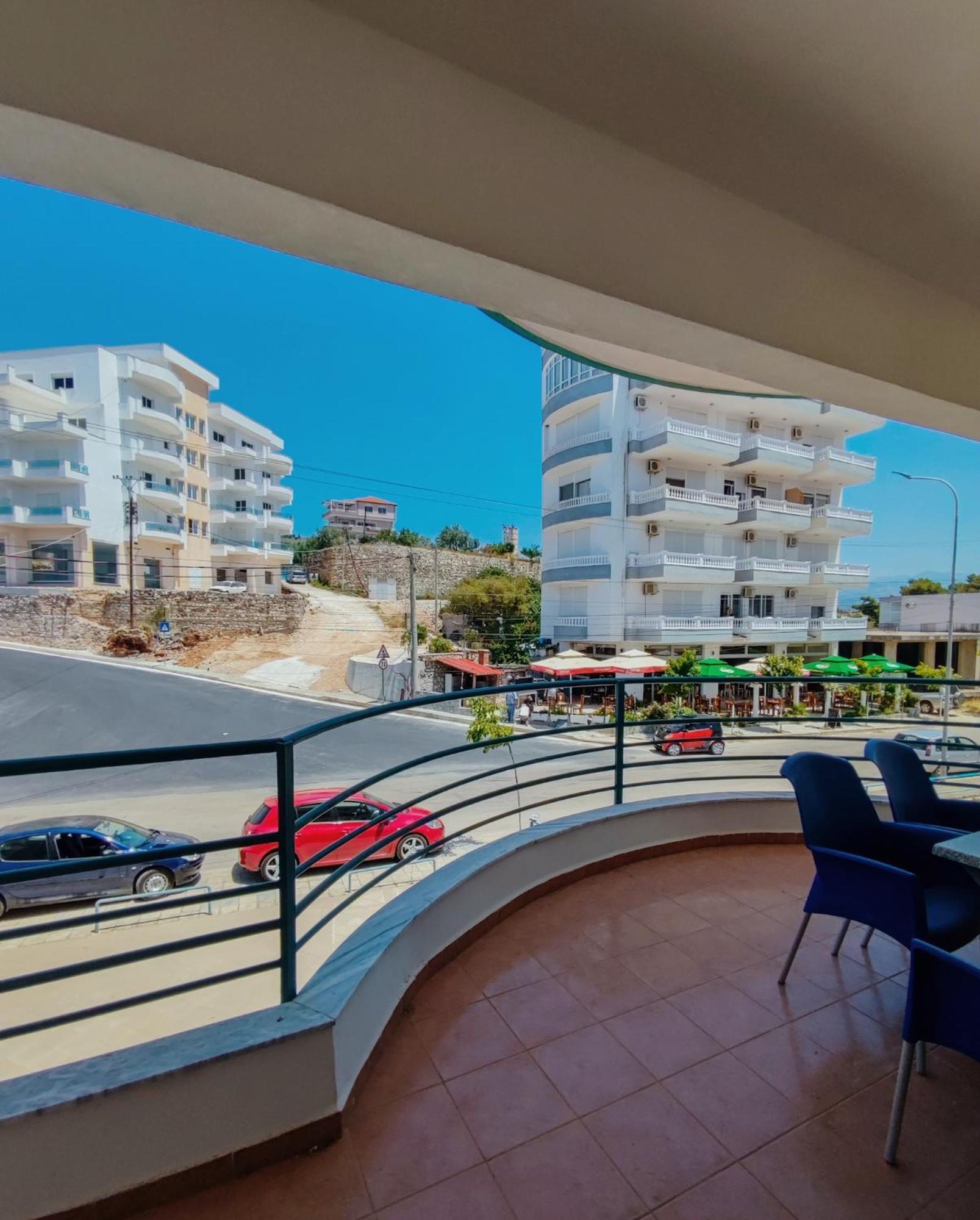 El Rio Apartments Sarande Bilik gambar