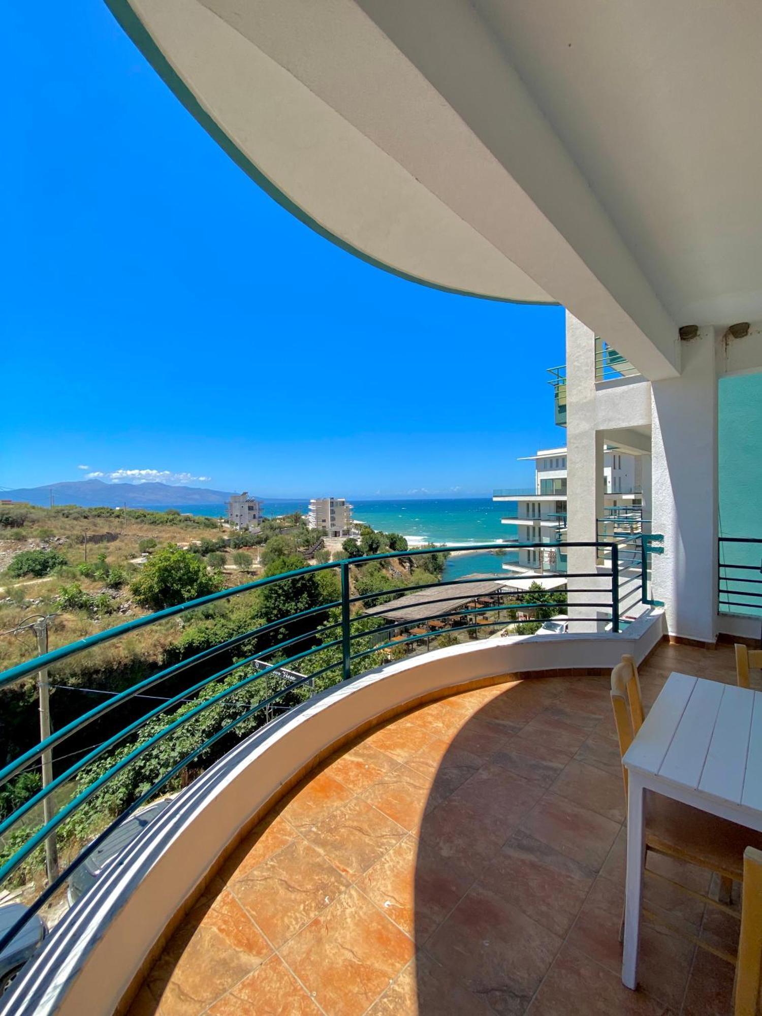 El Rio Apartments Sarande Luaran gambar