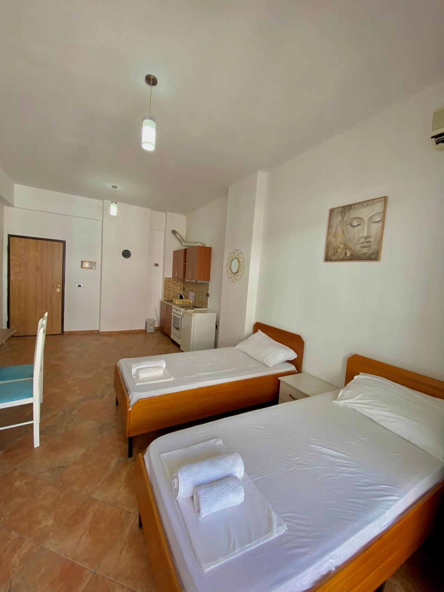El Rio Apartments Sarande Luaran gambar