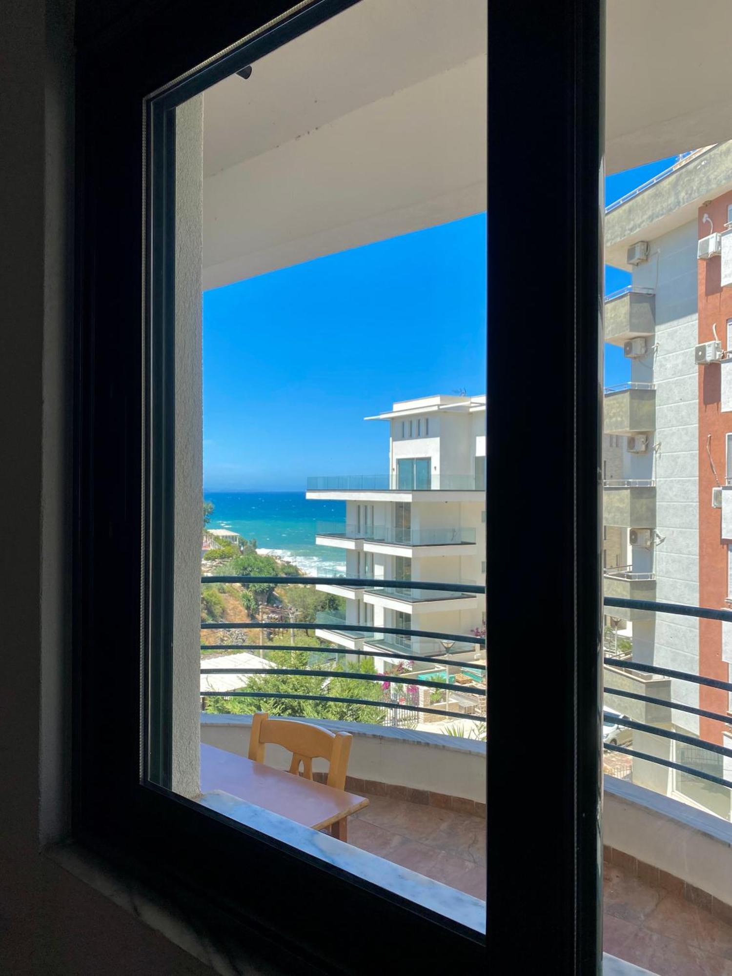 El Rio Apartments Sarande Luaran gambar